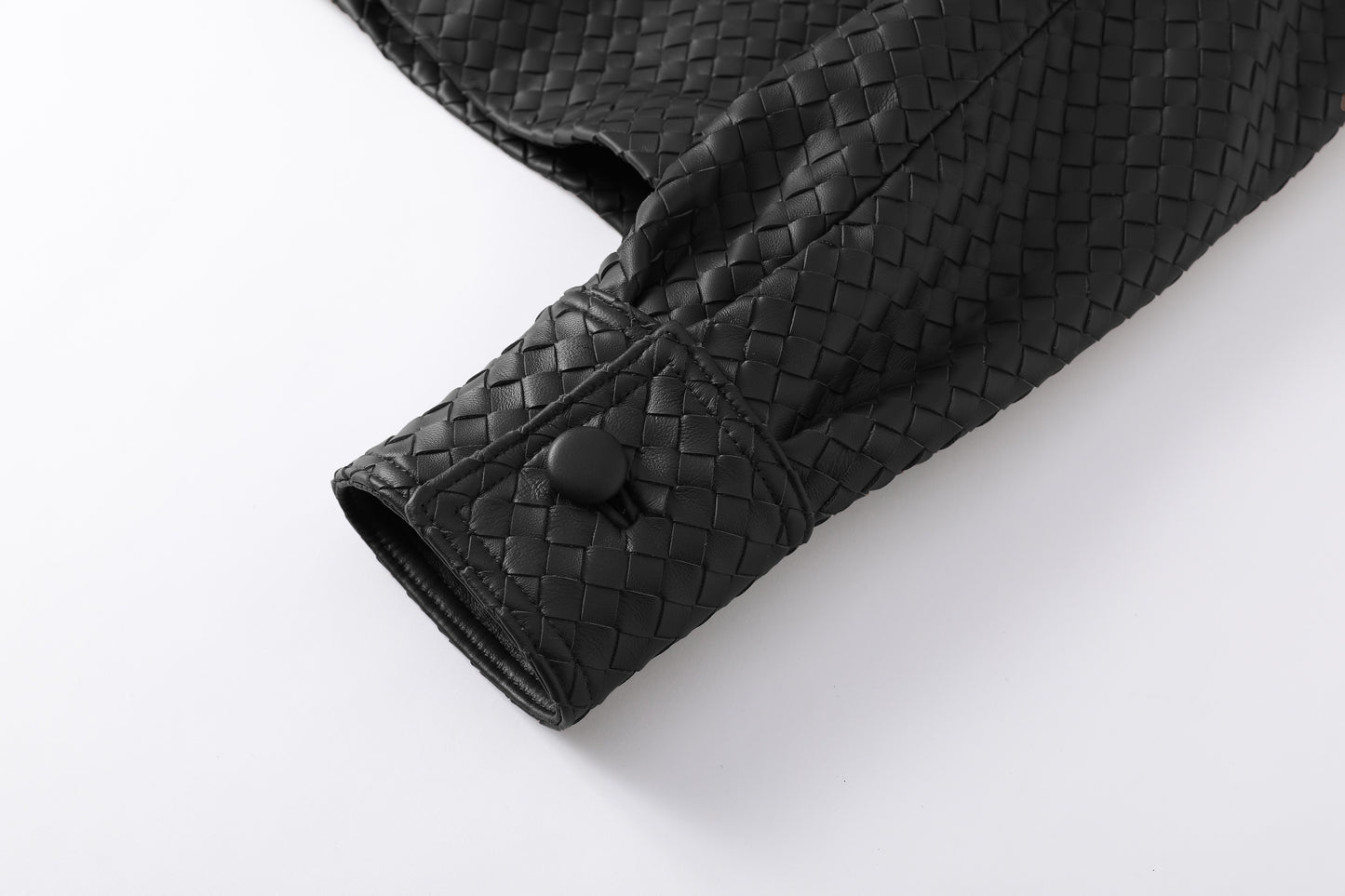 HERA WOVEN BLACK