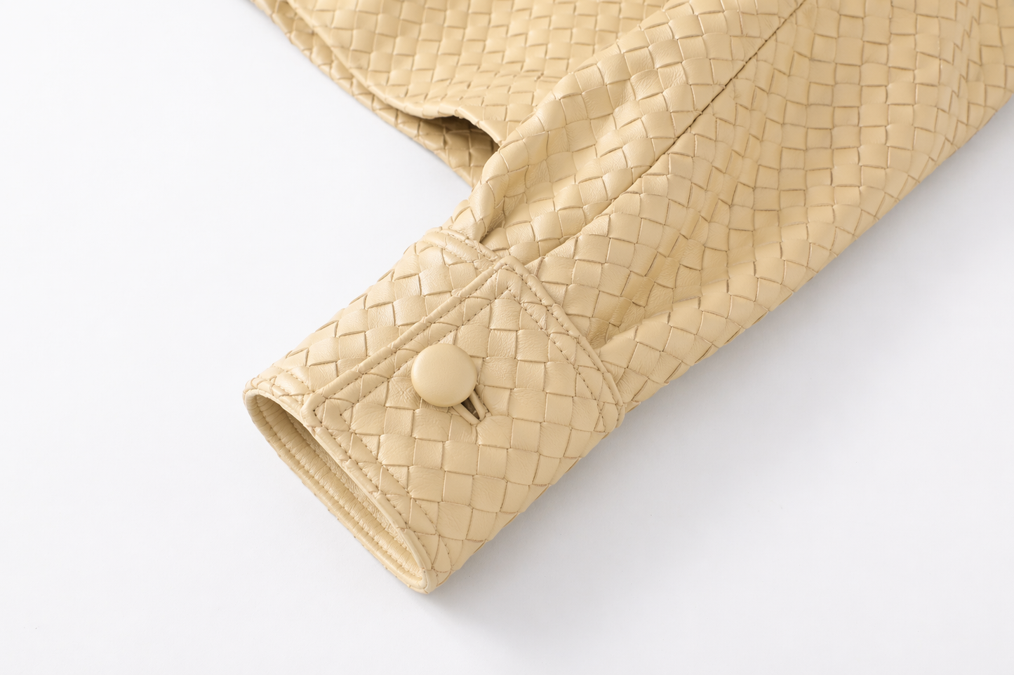 HERA WOVEN BUTTER